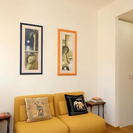 Uptown - Sabrina's Cozy Apartment Siena